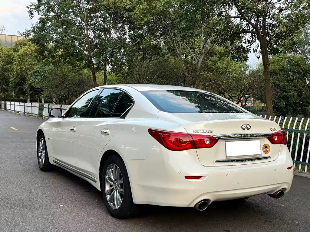 Infiniti Q50L — миниатюра 9