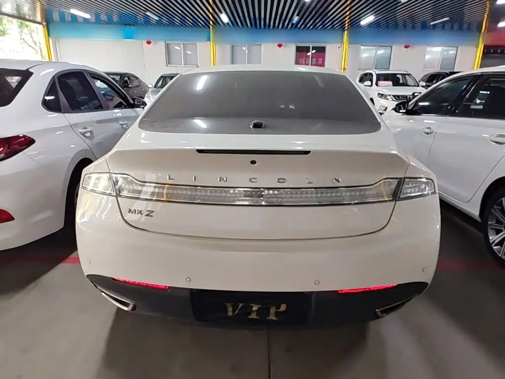 Lincoln MKZ — миниатюра 19