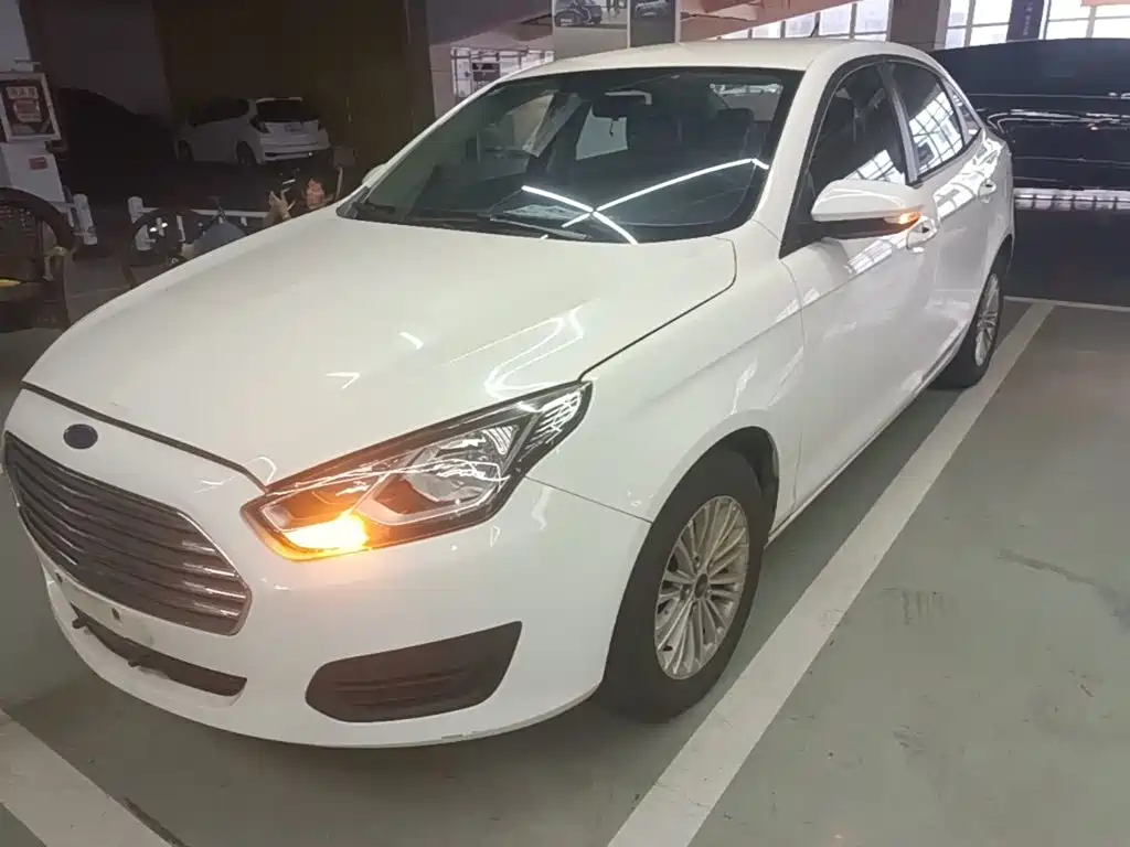 Ford Escort — миниатюра 2