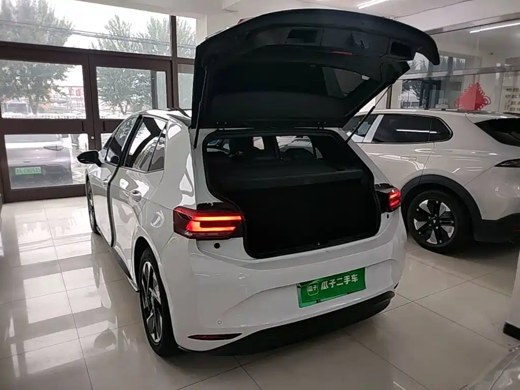 Volkswagen ID.3 — миниатюра 19