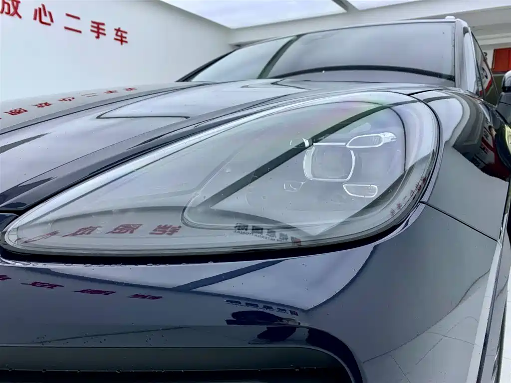 Porsche Cayenne 2019 Cayenne 3.0T