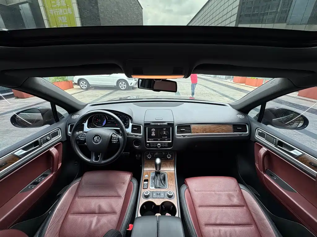 Volkswagen Touareg — миниатюра 6