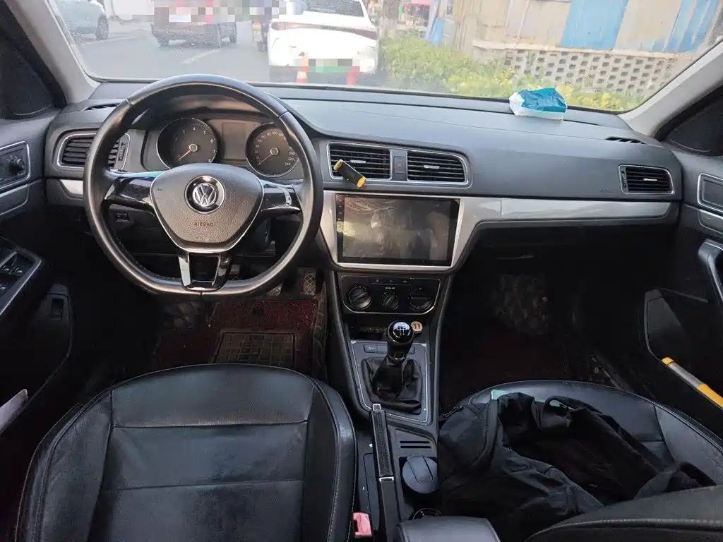 Volkswagen Lavida — миниатюра 13