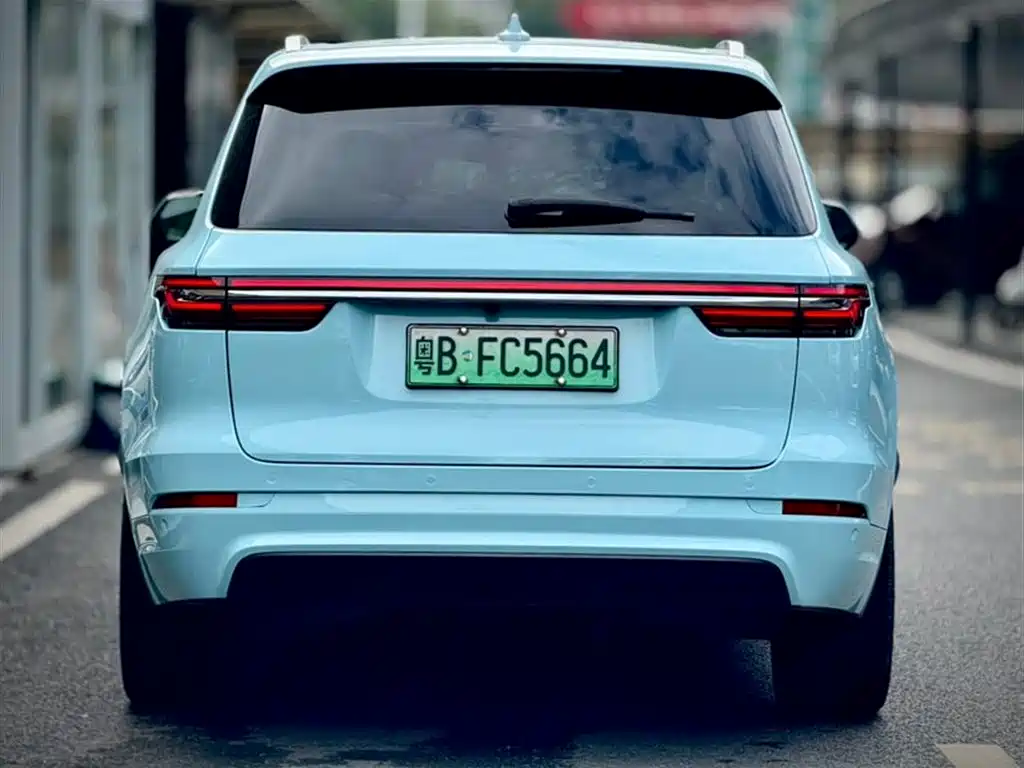 Li Auto ONE 2020 6 мест