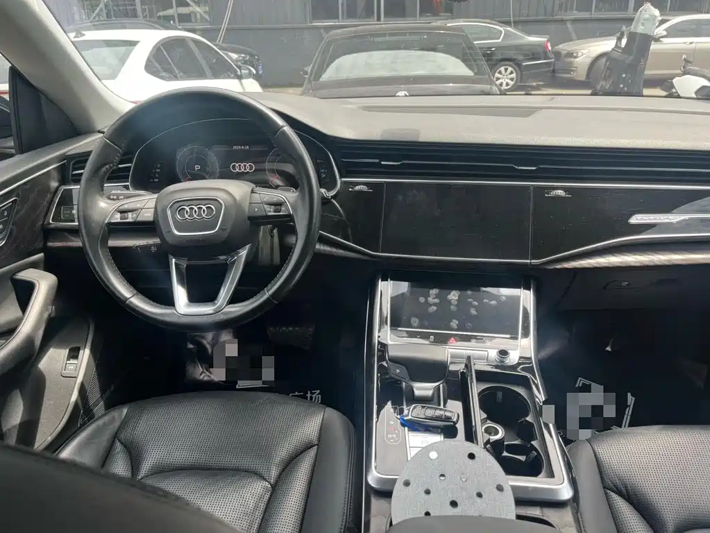 Audi Q8 2019 55 TFSI Premium