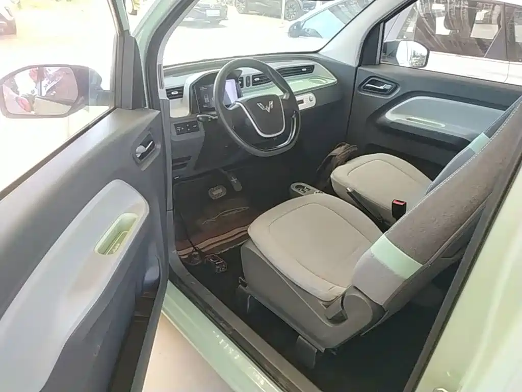 Wuling MINIEV — миниатюра 16