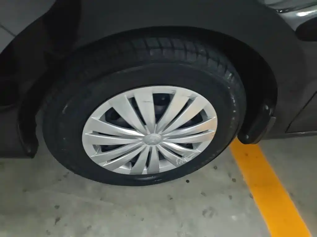 Volkswagen Santana — миниатюра 23
