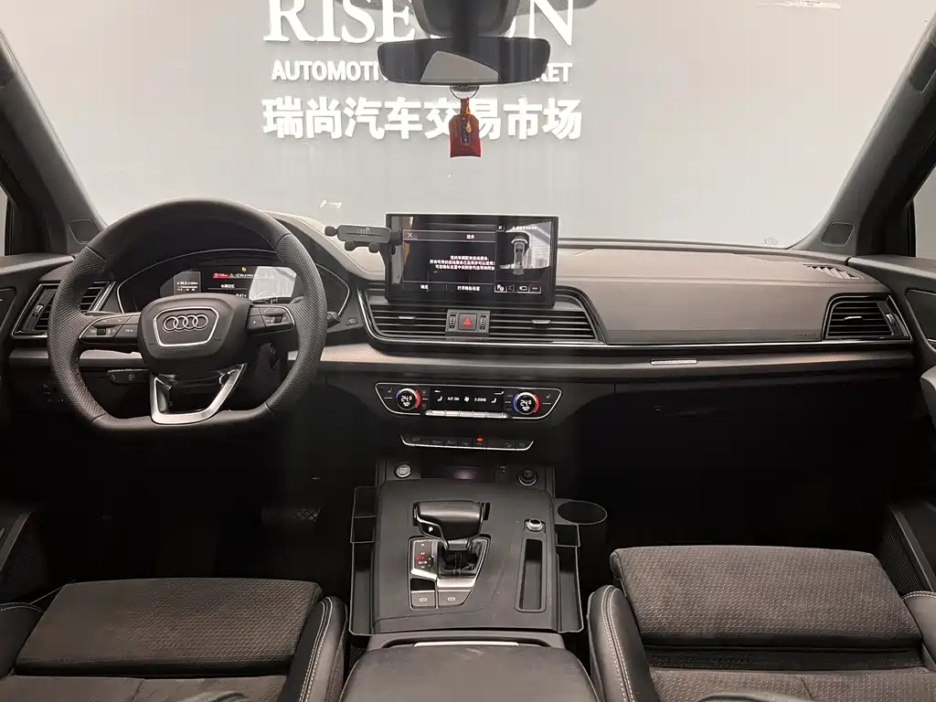 Audi Q5L Sportback 2022 40 TFSI Luxury