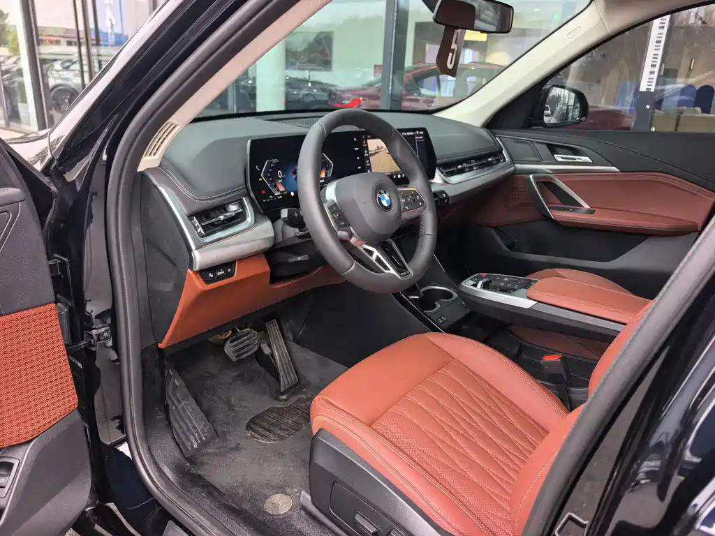 BMW X1 — миниатюра 7