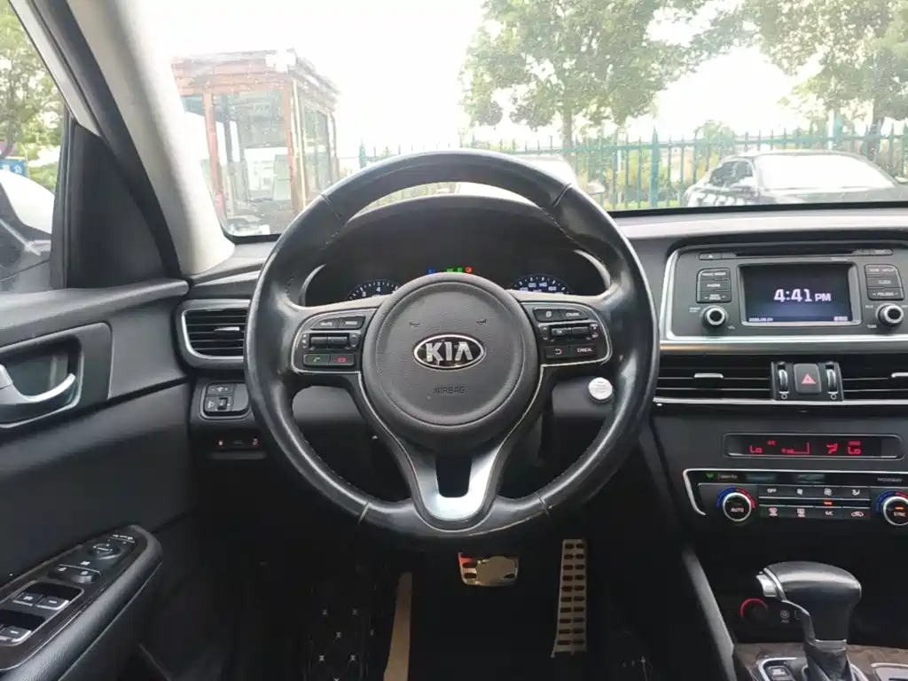 Kia K5 — миниатюра 11