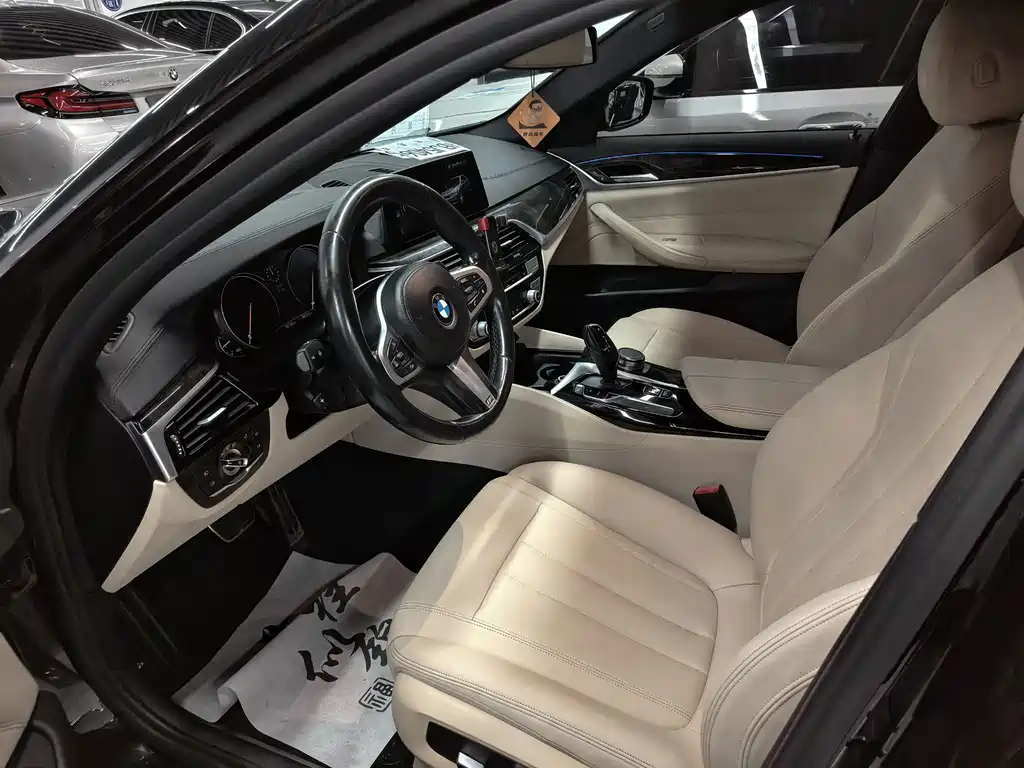 BMW 5 Series — миниатюра 3