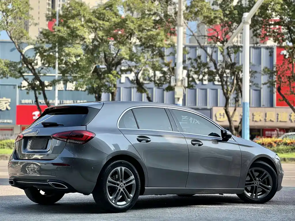 Mercedes-Benz A-Class (Import) — миниатюра 18