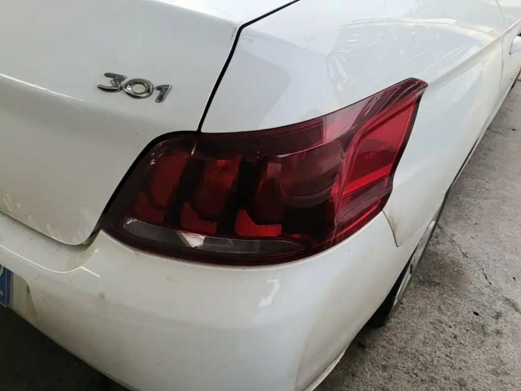Peugeot 301 — миниатюра 24