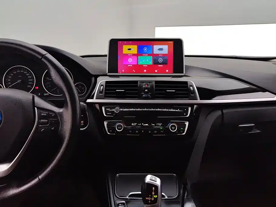 BMW 3 Series — миниатюра 13