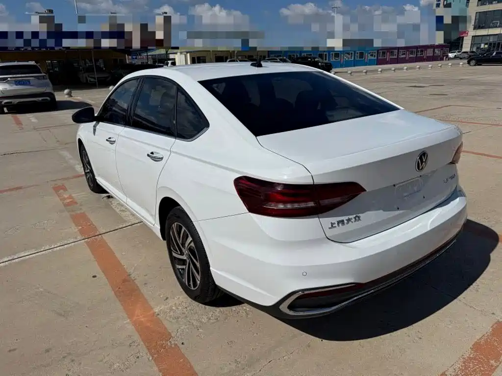 Volkswagen Lavida — миниатюра 6