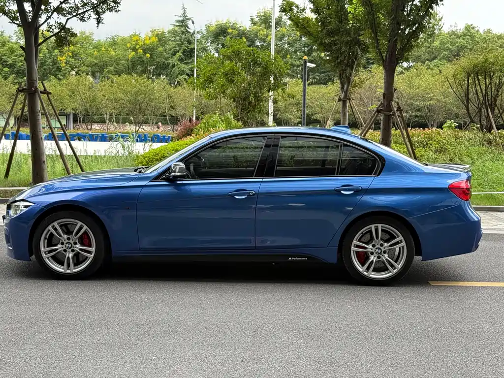 BMW 3 Series — миниатюра 6