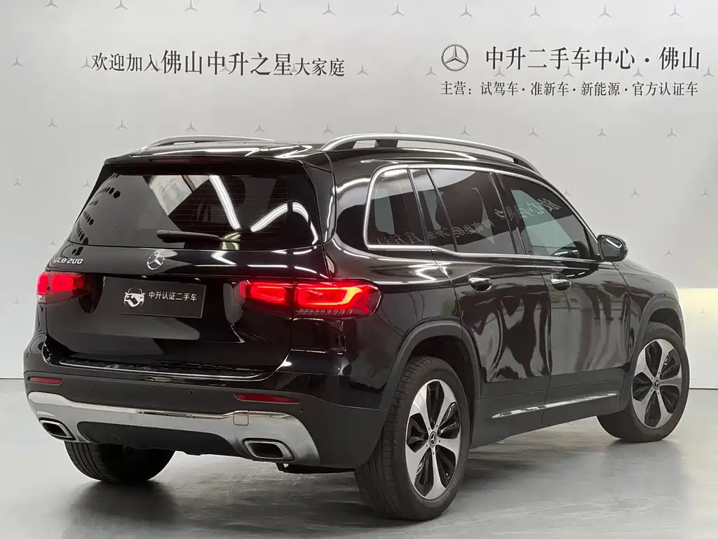 Mercedes-Benz GLB — миниатюра 2