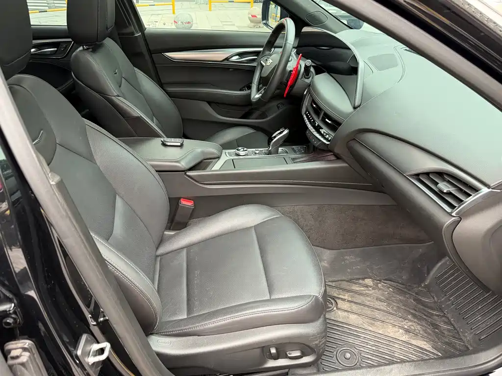 Cadillac CT5 — миниатюра 12