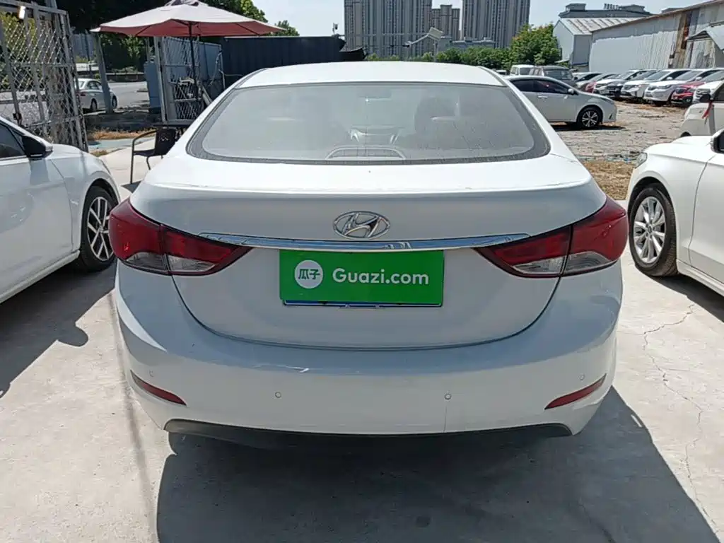 Hyundai Elantra Langdong — миниатюра 6