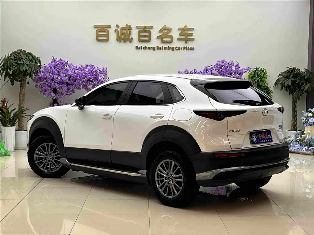 Mazda CX-30 EV — миниатюра 7