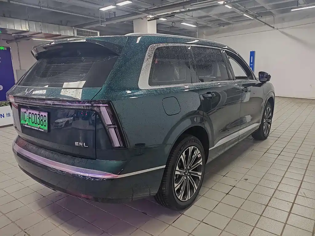 Wuling Xingguang L — миниатюра 5