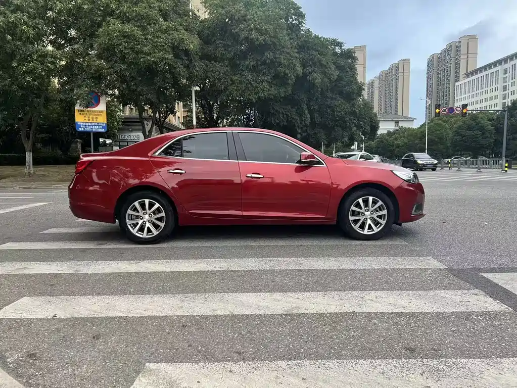 Chevrolet Malibu — миниатюра 7