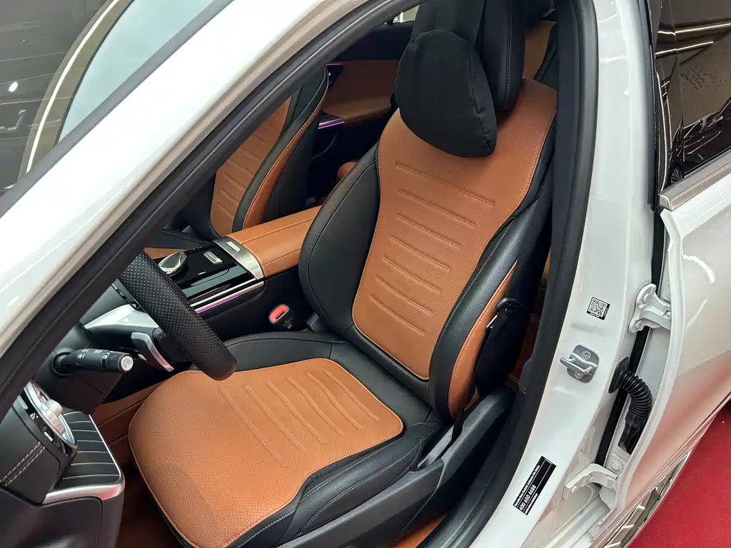 Mercedes-Benz C-Class — миниатюра 31