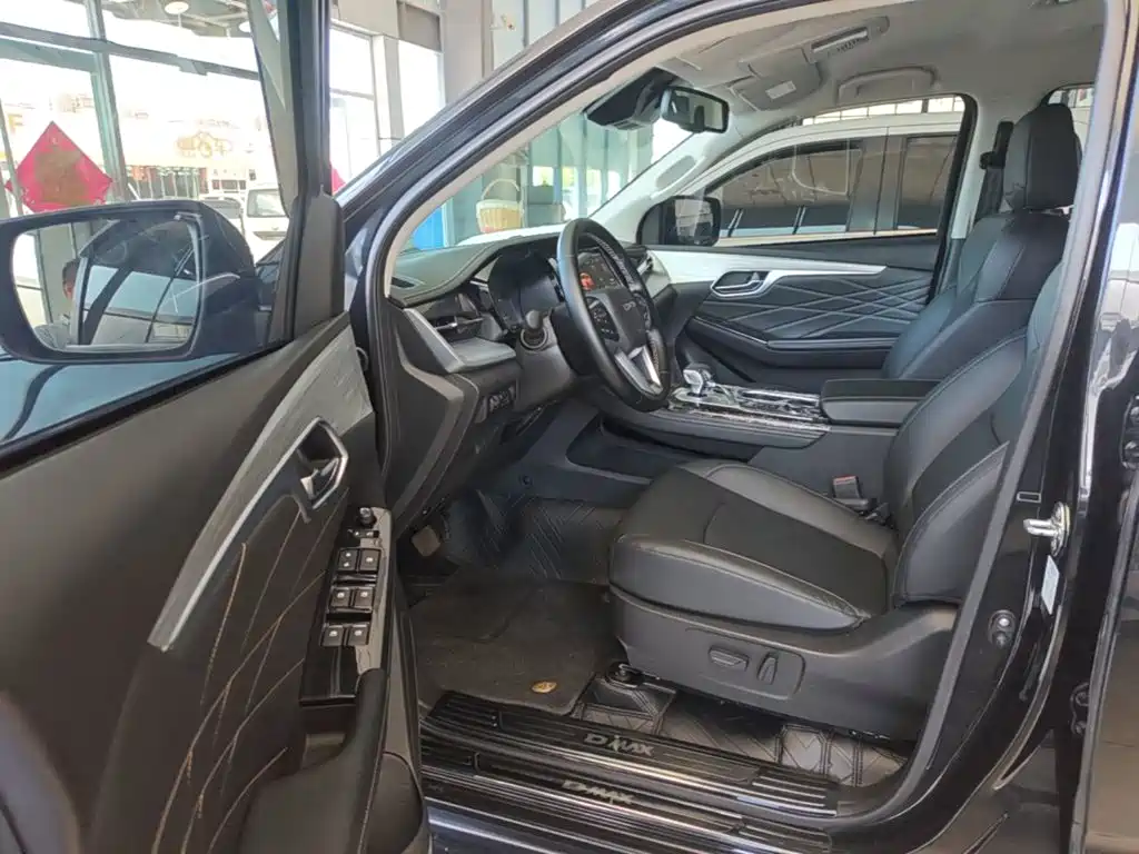 Isuzu D-MAX — миниатюра 16
