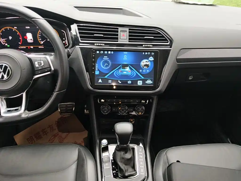 Volkswagen Tiguan L — миниатюра 13