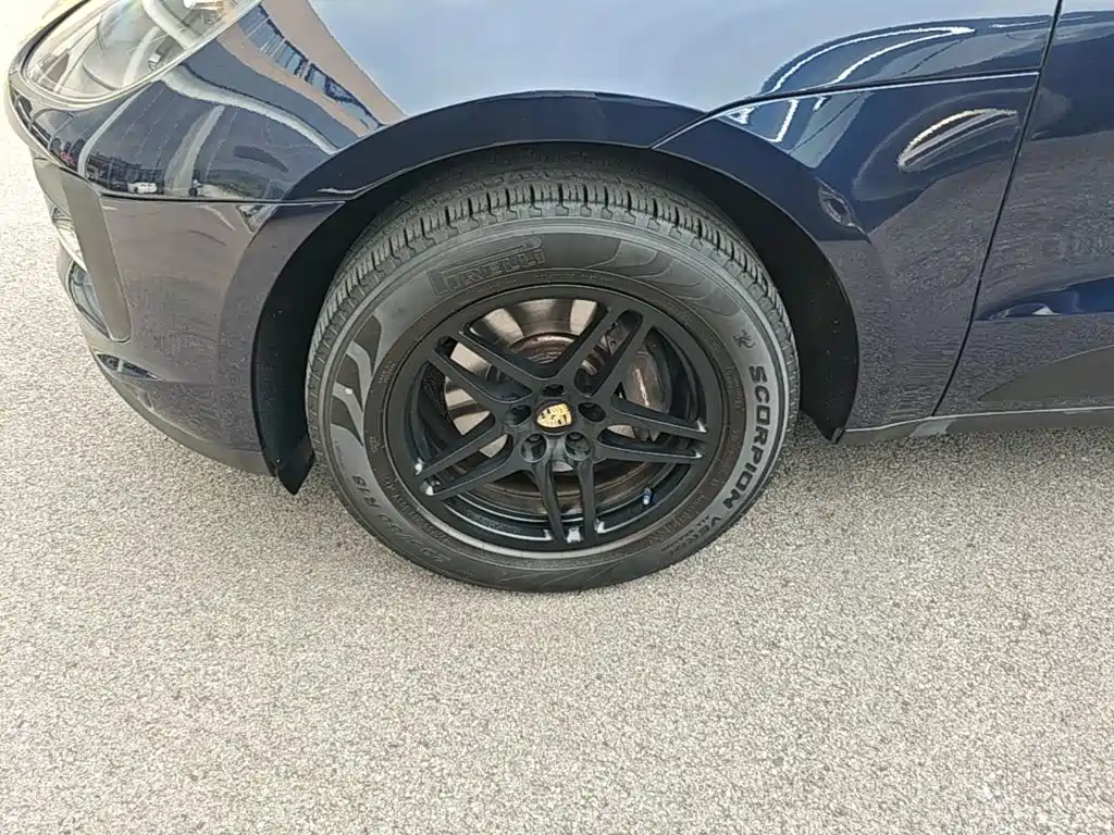 Porsche Macan — миниатюра 23