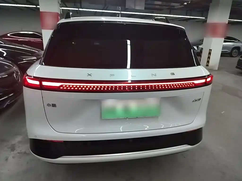 XPeng G9 — миниатюра 6