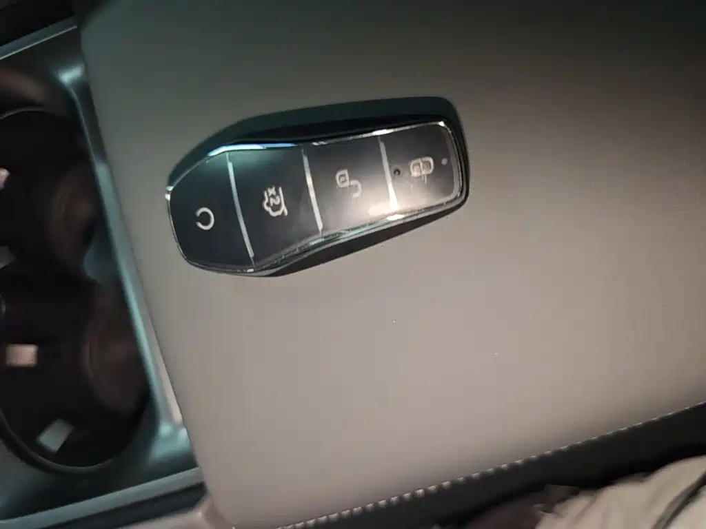 BYD Qin L — миниатюра 9