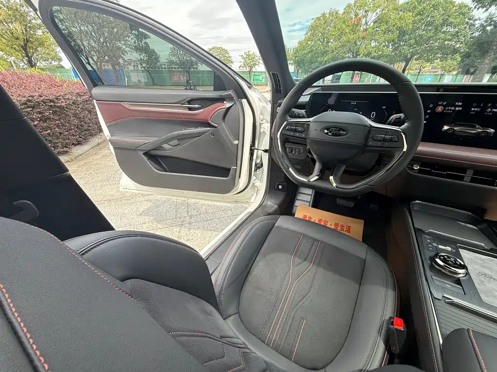 Ford Mondeo — миниатюра 15