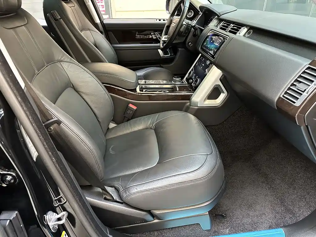 Land Rover Range Rover — миниатюра 10