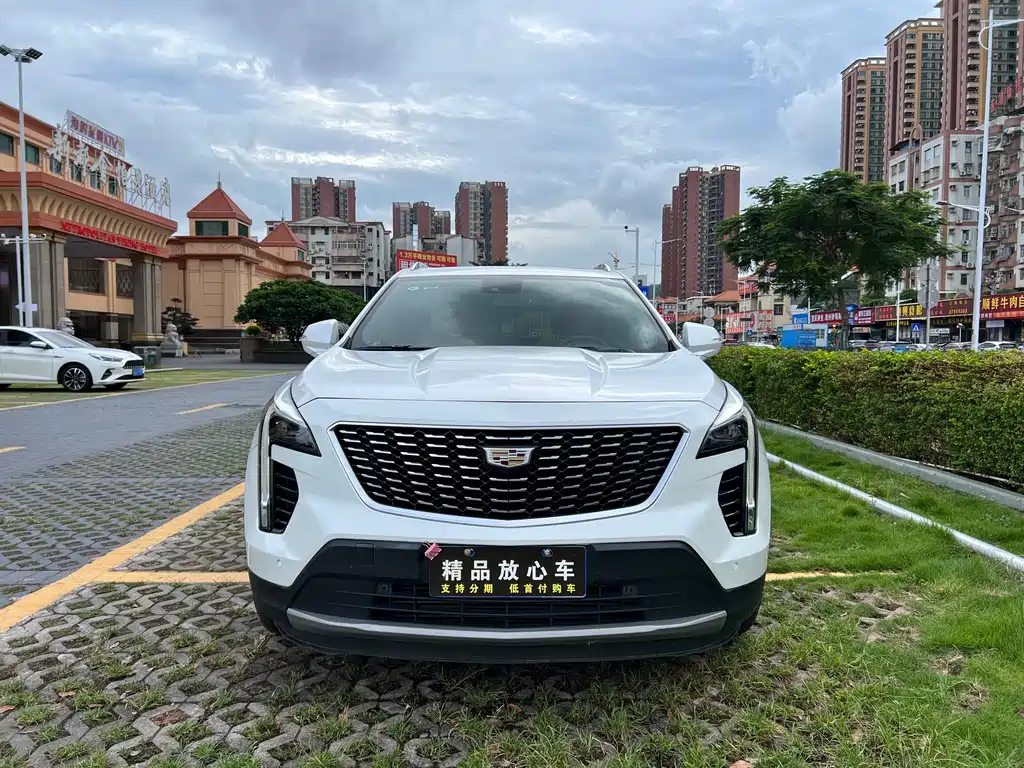 Cadillac XT4 2018 28T