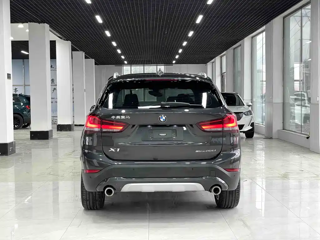 BMW X1 2022 sDrive20Li Premium