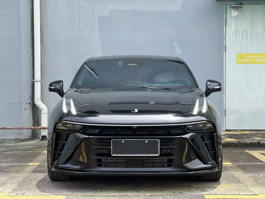 Lynk & Co 03 — миниатюра 2
