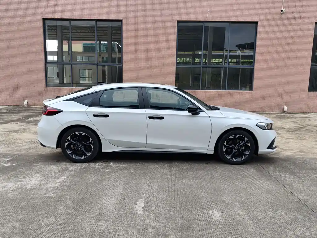 Honda Civic — миниатюра 7