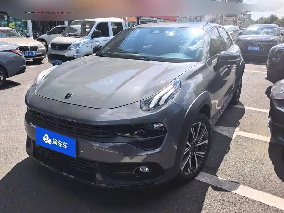 Lynk & Co 02