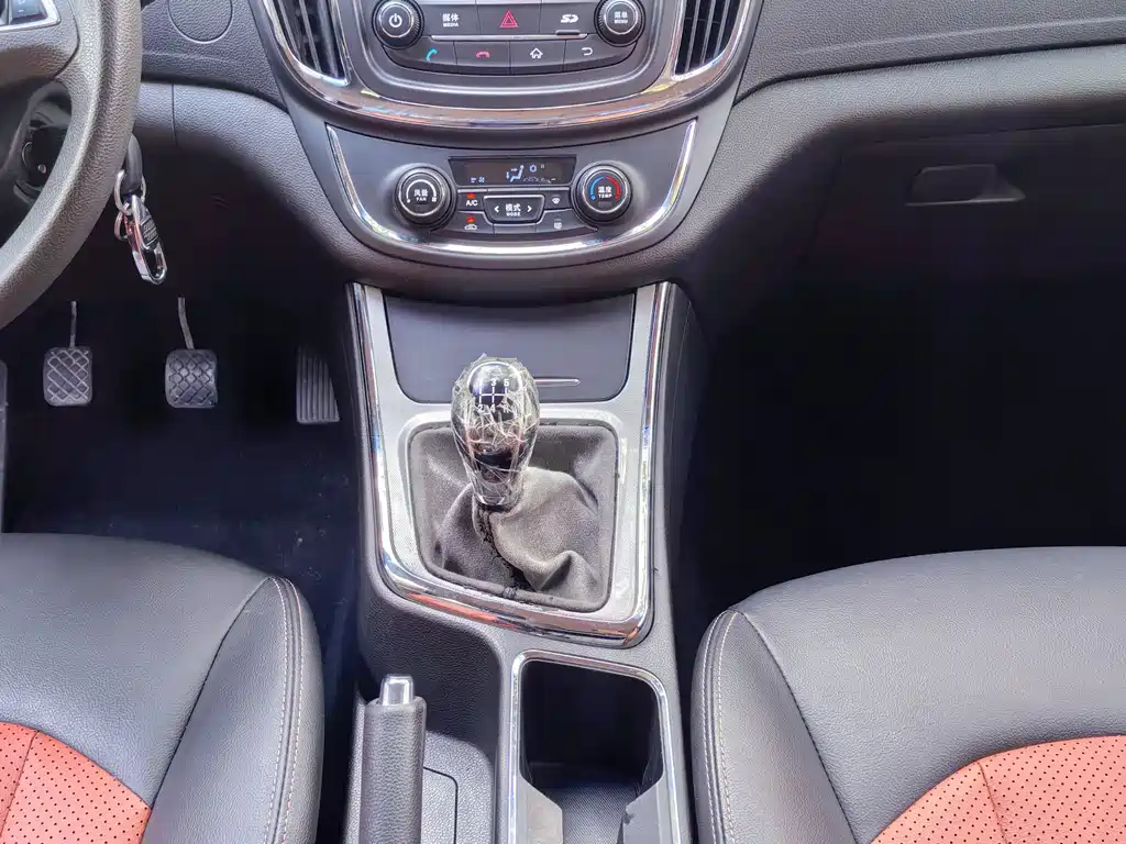 Baojun 560 — миниатюра 9