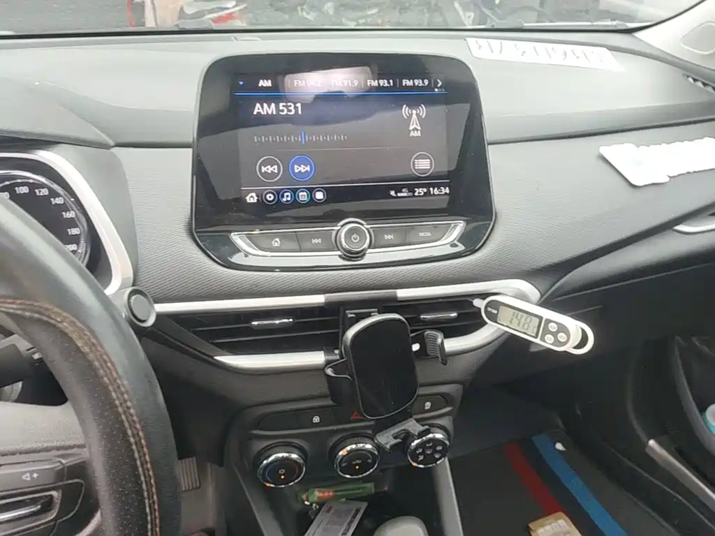 Chevrolet Trax — миниатюра 13