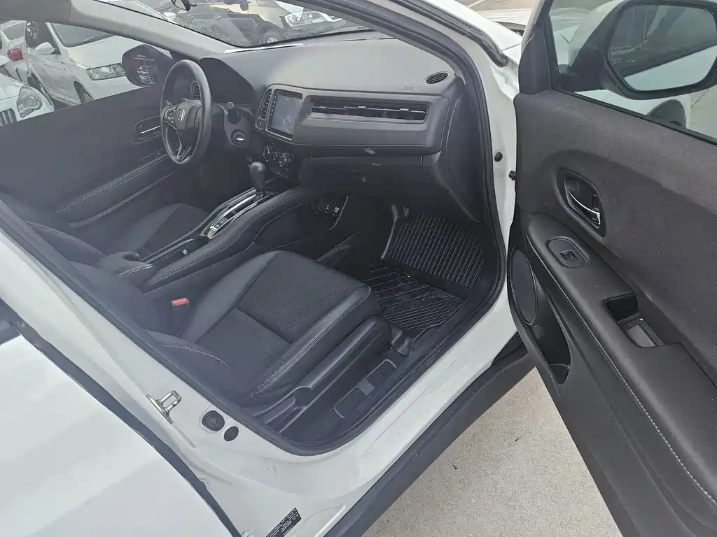 Honda Vezel — миниатюра 18