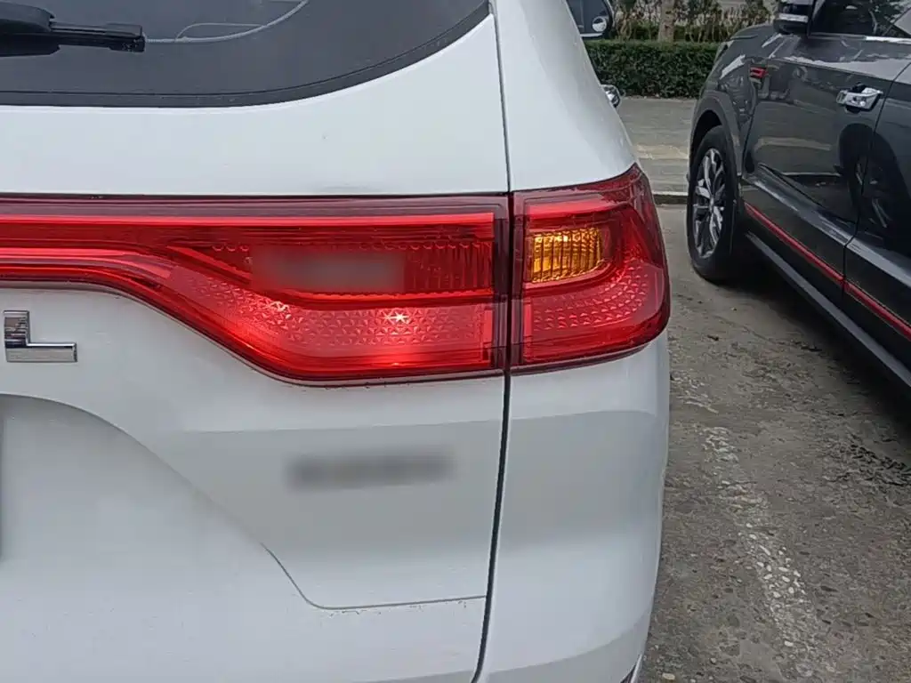 Haval M6 — миниатюра 8