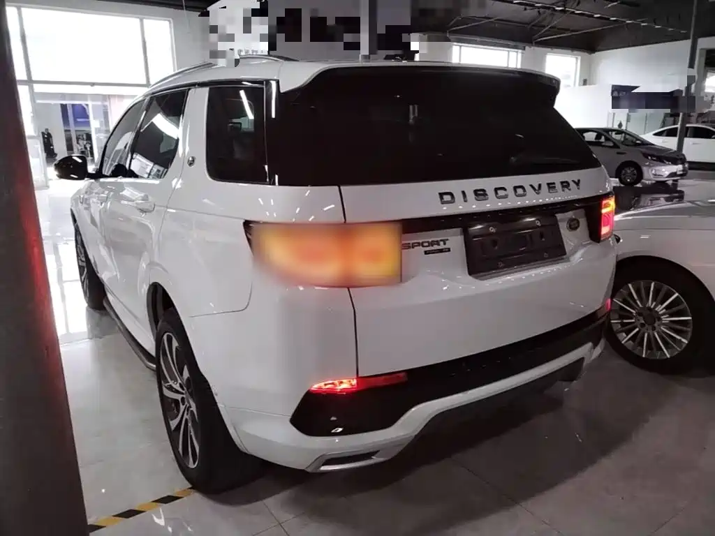Land Rover Discovery Sport — миниатюра 5