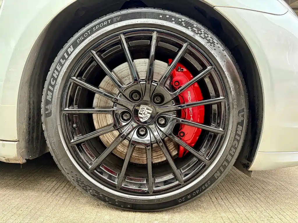 Porsche Panamera — миниатюра 16