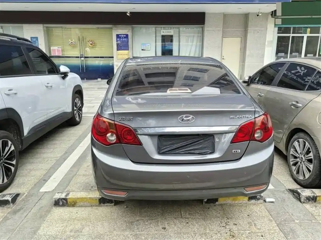 Hyundai Elantra 2010 1.6L AT GLS