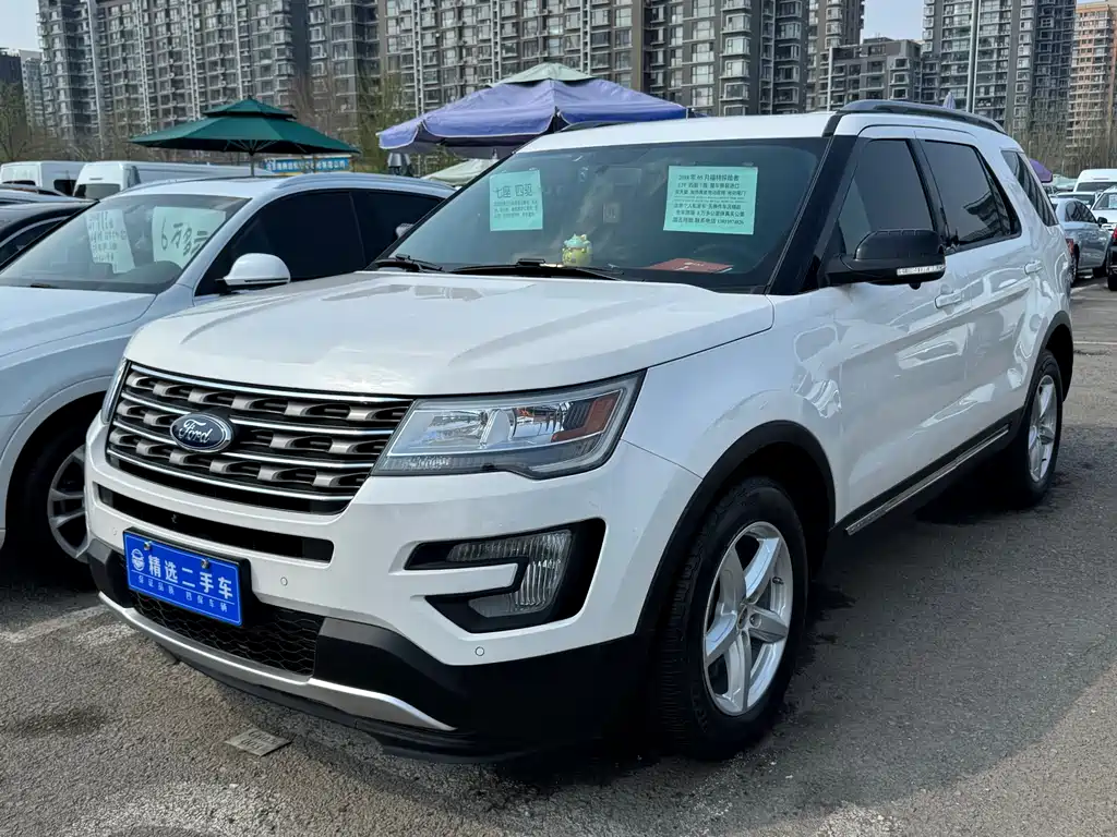 Ford Explorer (Import) 2019