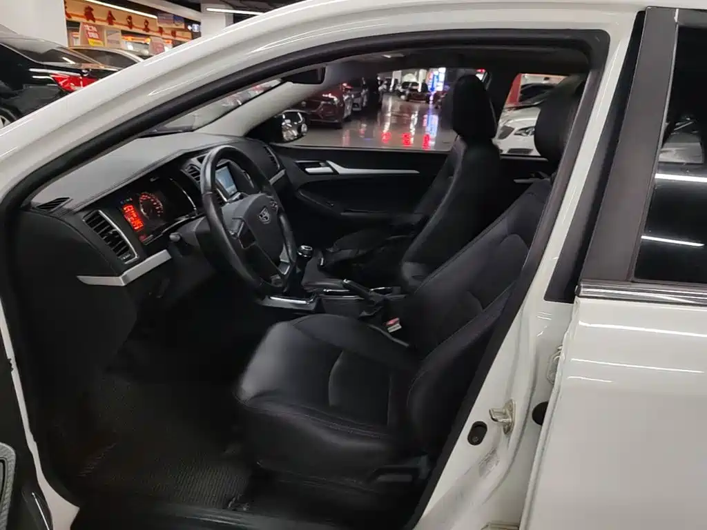 Geely Vision — миниатюра 15