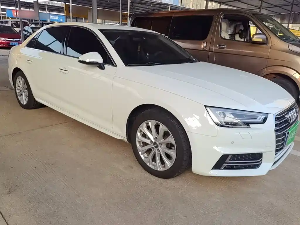 Audi A4L — миниатюра 4