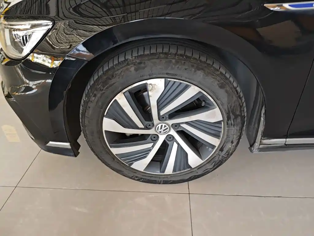 Volkswagen Magotan PHEV — миниатюра 23